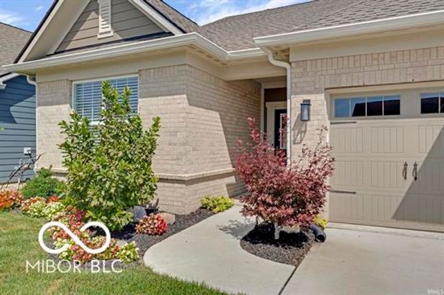 5216 Bayberry Court, Whitestown, IN 46075