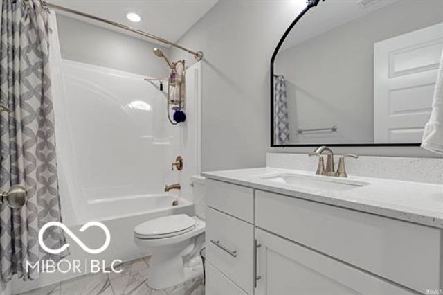 5216 Bayberry Court, Whitestown, IN 46075