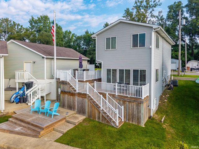 1430 N Shore Drive, Rome City, IN 46784