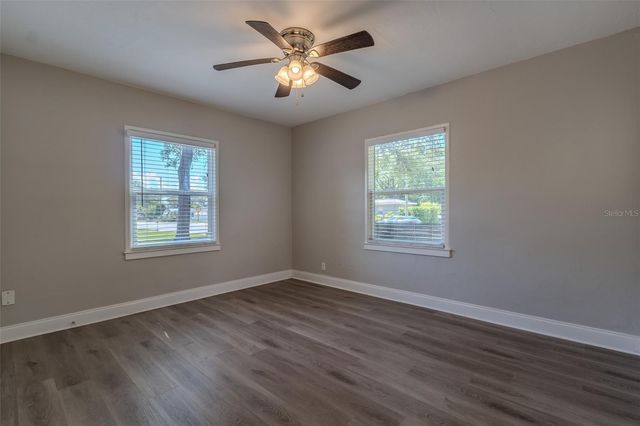 721 38TH AVENUE N, St Petersburg, FL 33704