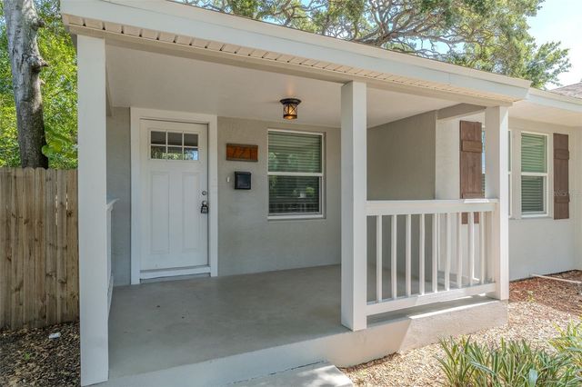 721 38TH AVENUE N, St Petersburg, FL 33704