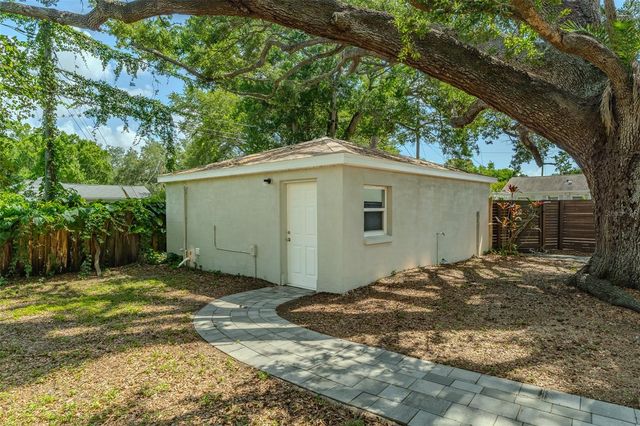 721 38TH AVENUE N, St Petersburg, FL 33704