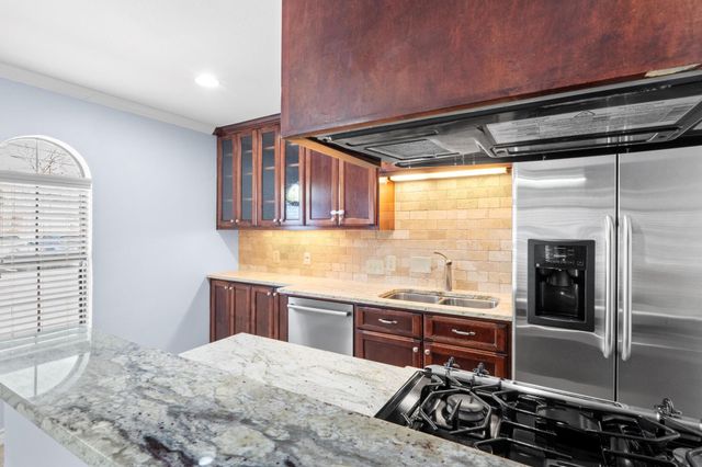 407 E 45th ST 108, Austin, TX 78751