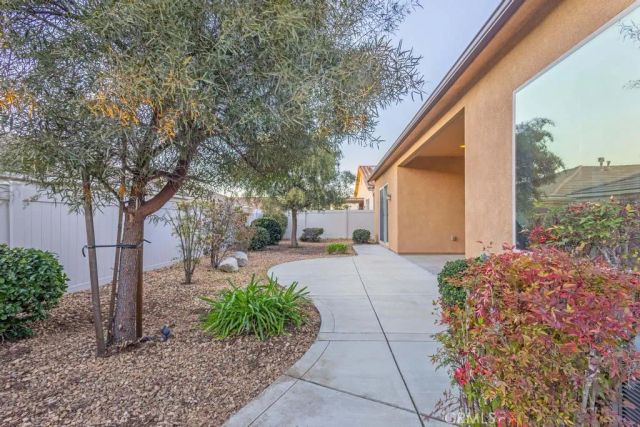 1647 Via Rojas, Hemet, CA 92545