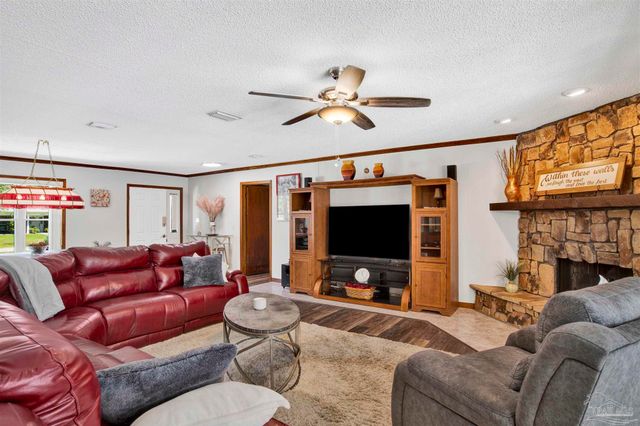 16531 Innerarity Pt Rd, Pensacola, FL 32507