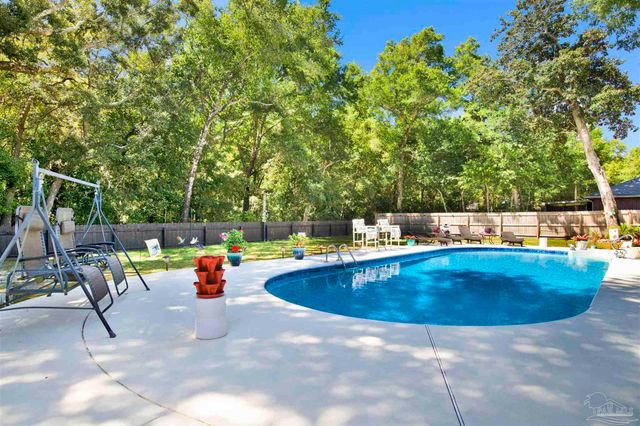 16531 Innerarity Pt Rd, Pensacola, FL 32507