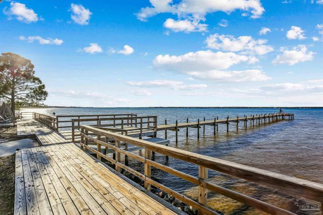 16531 Innerarity Pt Rd, Pensacola, FL 32507