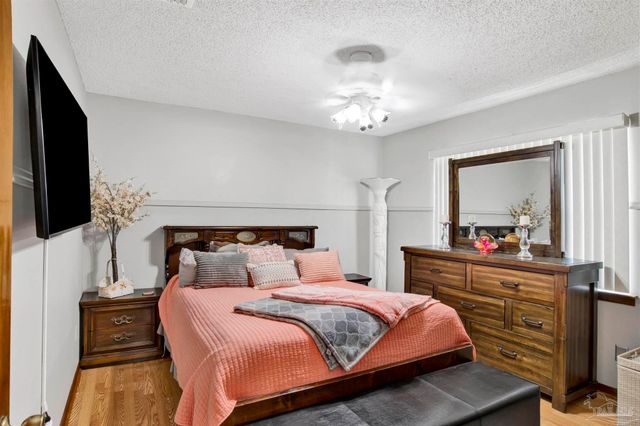 16531 Innerarity Pt Rd, Pensacola, FL 32507