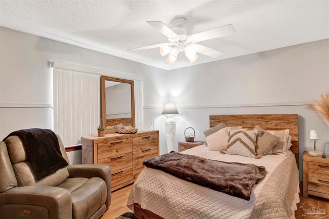 16531 Innerarity Pt Rd, Pensacola, FL 32507