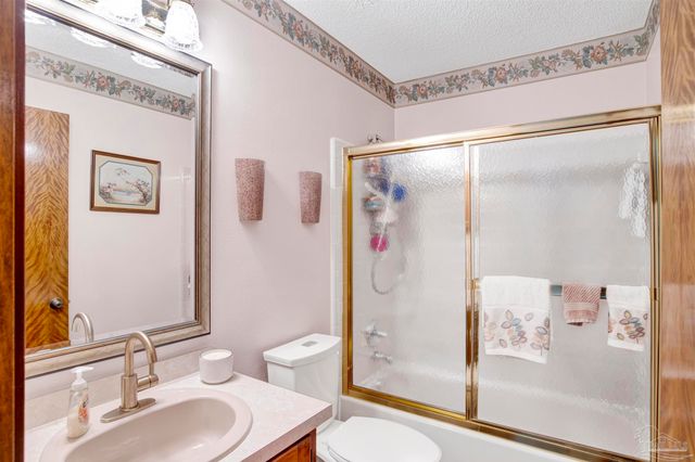 16531 Innerarity Pt Rd, Pensacola, FL 32507