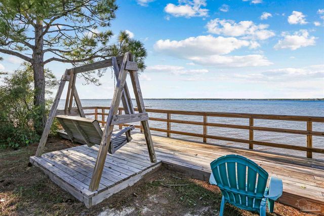 16531 Innerarity Pt Rd, Pensacola, FL 32507