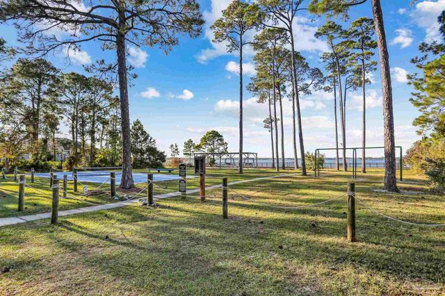 16531 Innerarity Pt Rd, Pensacola, FL 32507