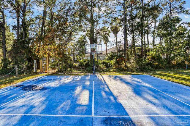 16531 Innerarity Pt Rd, Pensacola, FL 32507