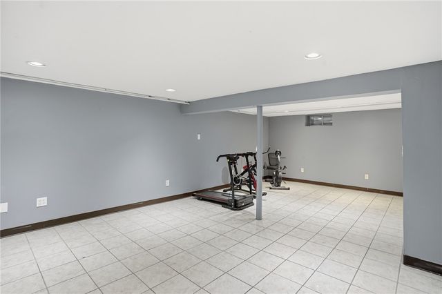 514 Killingly Street, Johnston, RI 02919