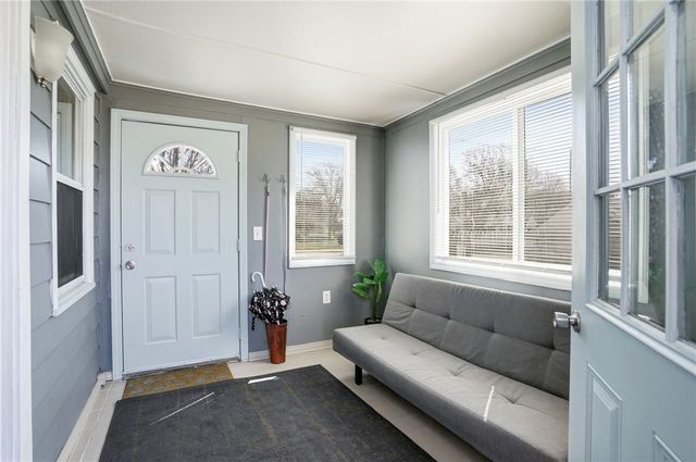 514 Killingly Street, Johnston, RI 02919