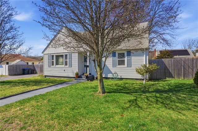 514 Killingly Street, Johnston, RI 02919