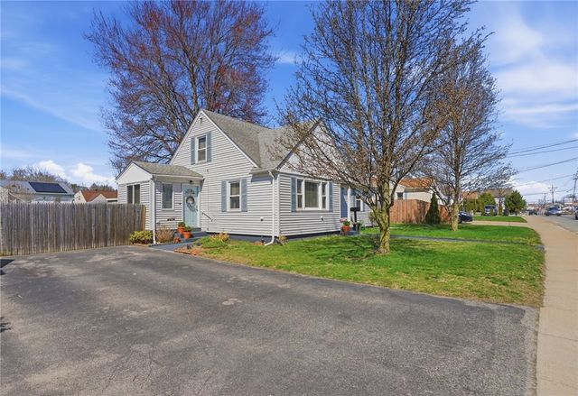 514 Killingly Street, Johnston, RI 02919