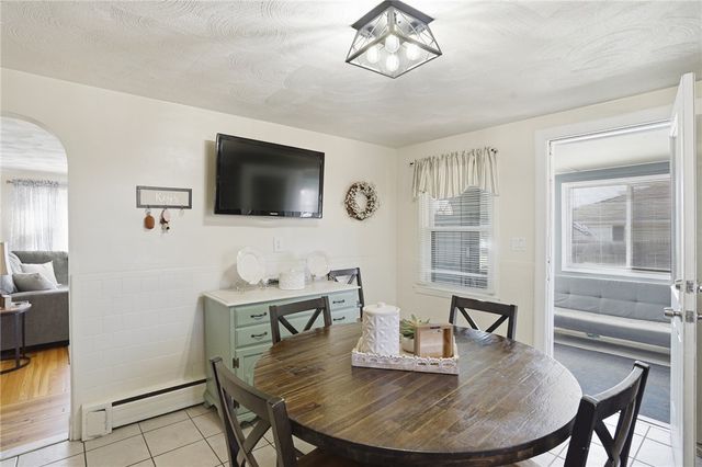 514 Killingly Street, Johnston, RI 02919