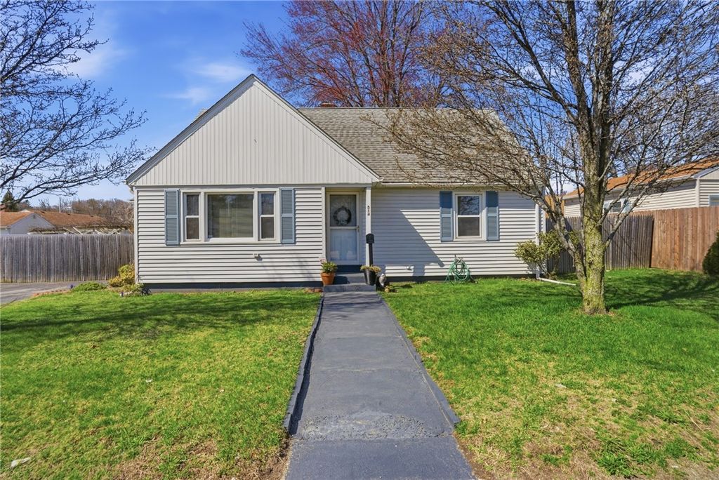 514 Killingly Street, Johnston, RI 02919
