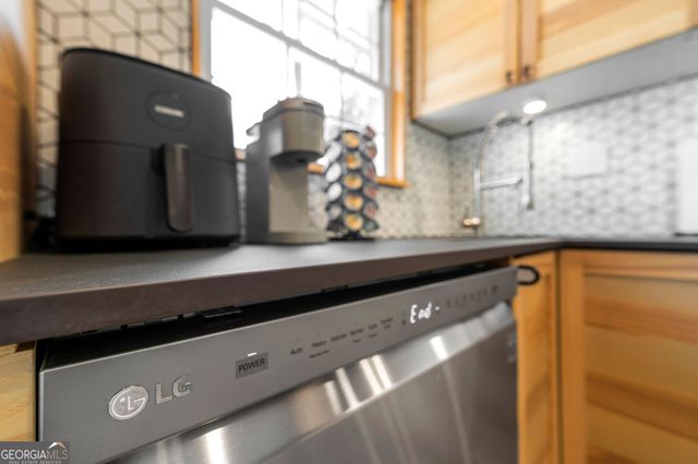 2680 Rosemary Street NW, Atlanta, GA 30318