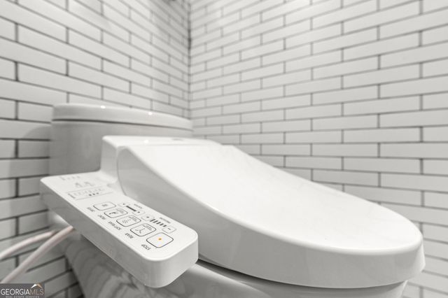 2680 Rosemary Street NW, Atlanta, GA 30318