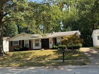 3230 Churchill Drive, Florissant, MO 63033