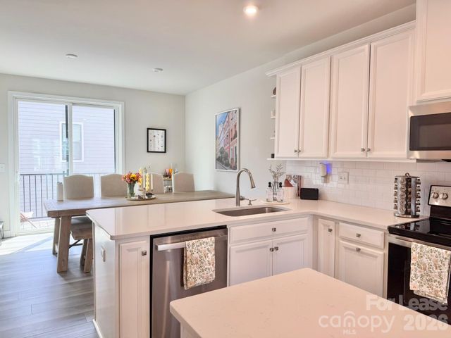 3735 S Tryon Street, Charlotte, NC 28217