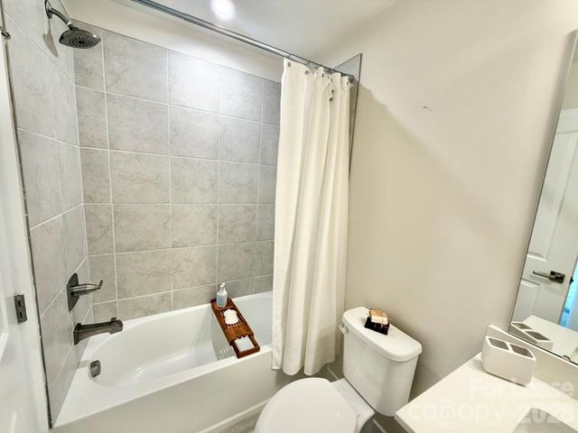 3735 S Tryon Street, Charlotte, NC 28217