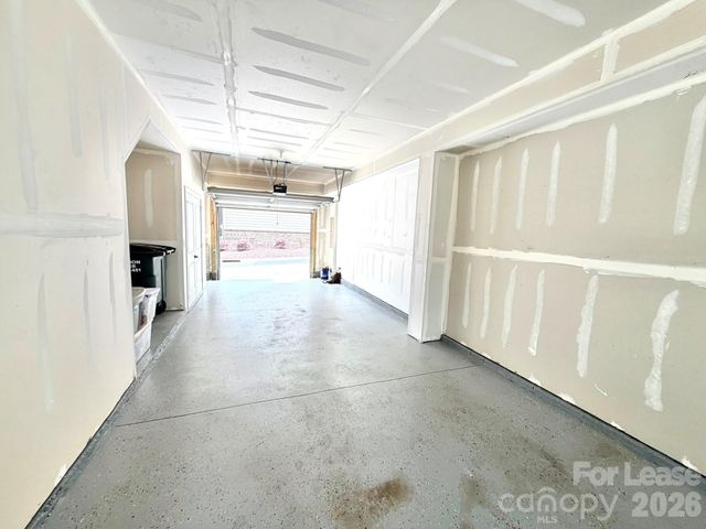 3735 S Tryon Street, Charlotte, NC 28217