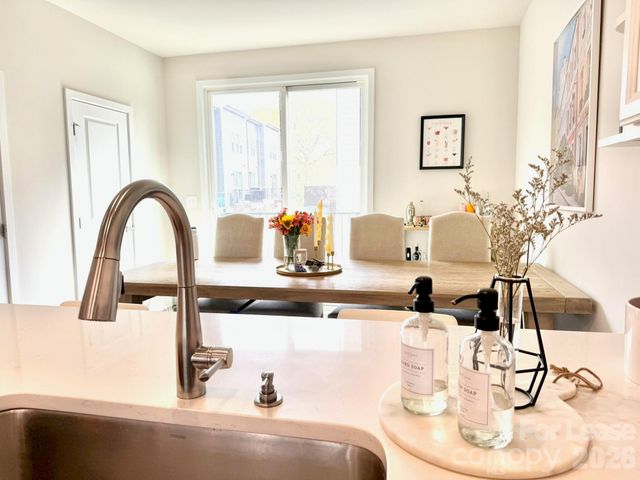 3735 S Tryon Street, Charlotte, NC 28217