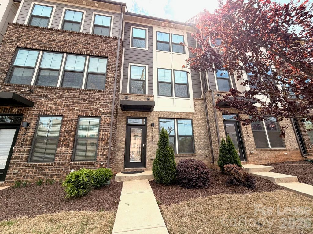 3735 S Tryon Street, Charlotte, NC 28217