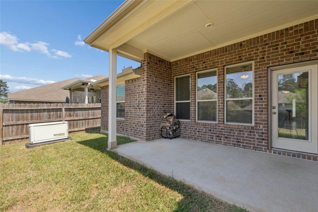 2357 Old Stone Drive, Conroe, TX 77304