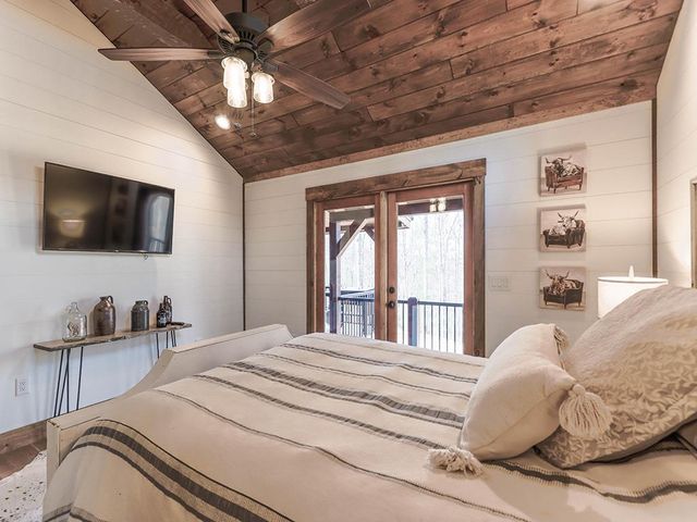 554 SE Tipton Springs Road, Morganton, GA 30560