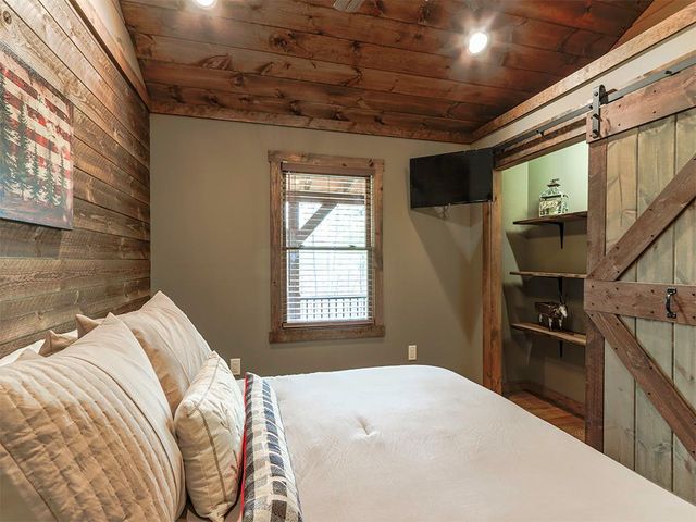 554 SE Tipton Springs Road, Morganton, GA 30560