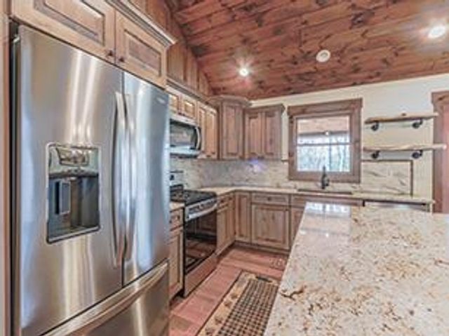 554 SE Tipton Springs Road, Morganton, GA 30560