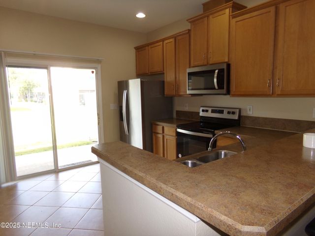 13052 SUNSET LAKE Drive, Jacksonville, FL 32258