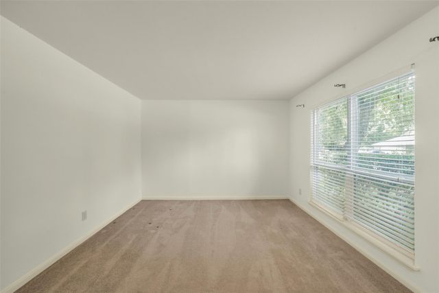 9662 Westview Drive 5, Houston, TX 77055