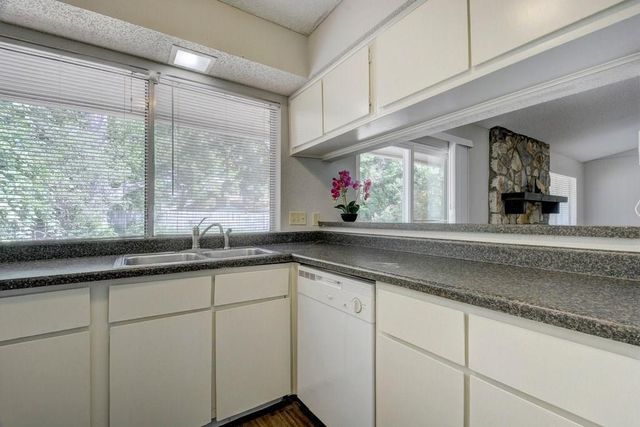 10410 Broken Shoe TRL, Austin, TX 78750