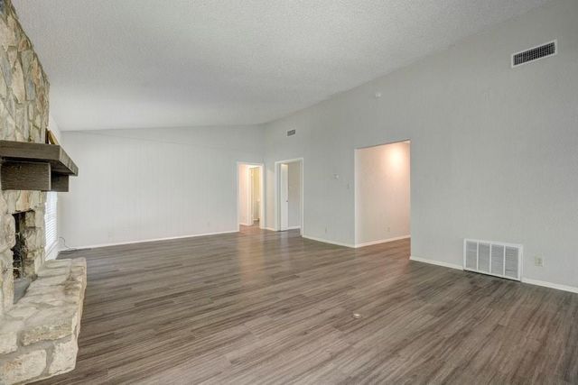 10410 Broken Shoe TRL, Austin, TX 78750