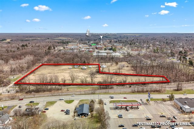 104 Mcclellan Street, Hillsdale, MI 49242