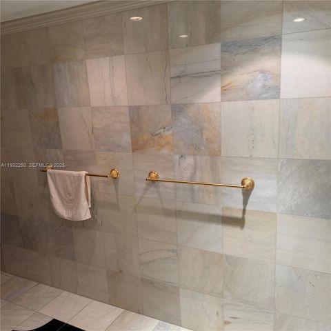 19355 Turnberry Way 5K, Aventura, FL 33180