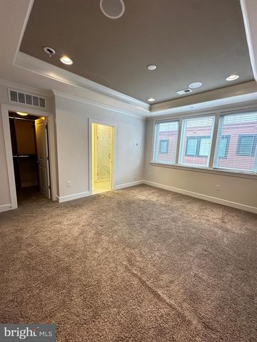 443 NOTTOWAY WALK, Alexandria, VA 22304