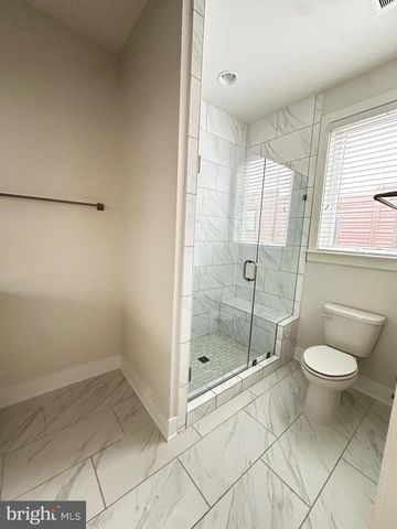 443 NOTTOWAY WALK, Alexandria, VA 22304