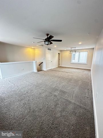 443 NOTTOWAY WALK, Alexandria, VA 22304