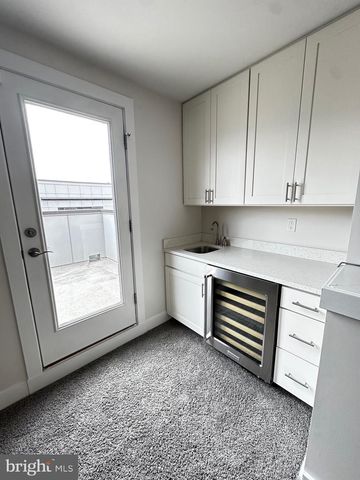 443 NOTTOWAY WALK, Alexandria, VA 22304