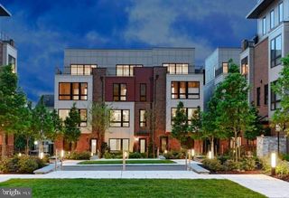 443 NOTTOWAY WALK, Alexandria, VA 22304
