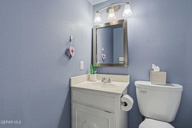 226 Paso Noble Drive, El Paso, TX 79912