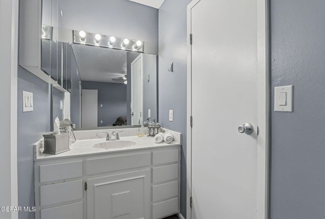 226 Paso Noble Drive, El Paso, TX 79912