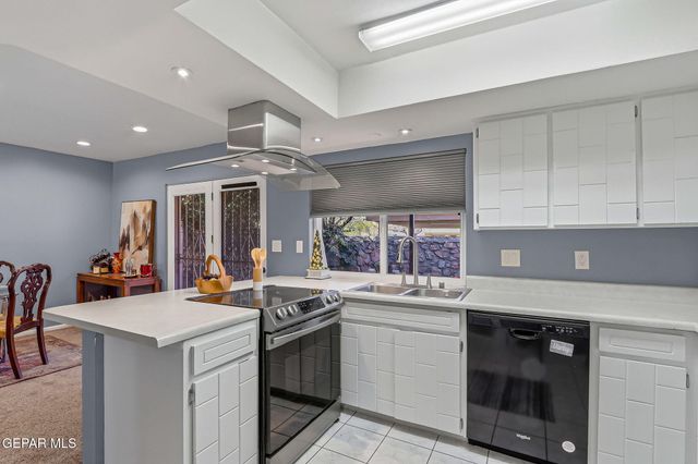 226 Paso Noble Drive, El Paso, TX 79912