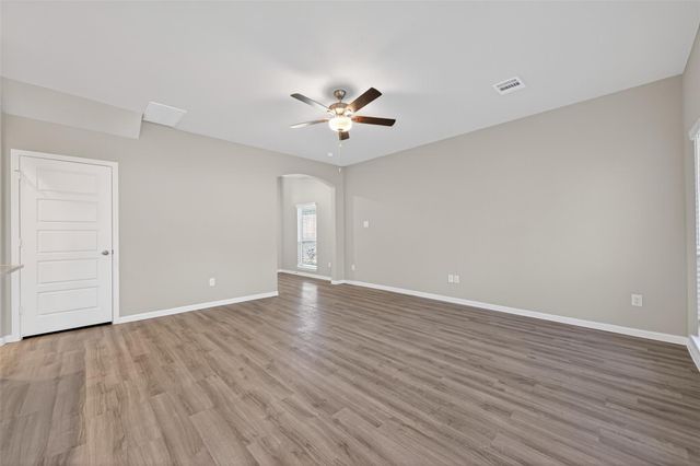 513 Emerald Thicket Lane, Huffman, TX 77336